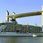Appart-hotel & Golf Bassins A Flot Apartmanhotel