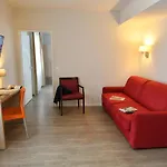 Apartmanhotel Appart-hotel & Golf Bassins A Flot 3*