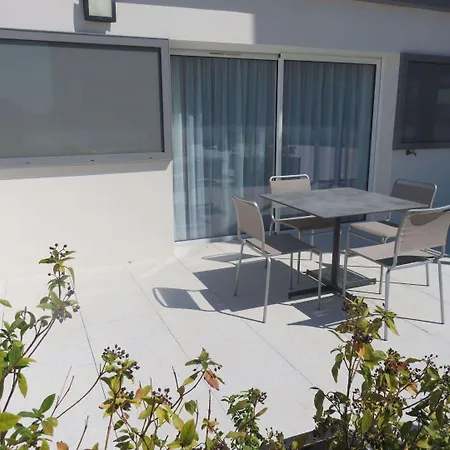 Appart-hotel & Golf Bassins A Flot 3* 보르도