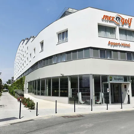 Appart-hotel & Golf Bassins A Flot شقة فندقية