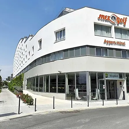 Hotel apartamentowy Appart-hotel & Golf Bassins A Flot Bordeaux