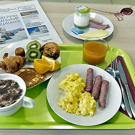 Appart-hotel & Golf Bassins A Flot 3*