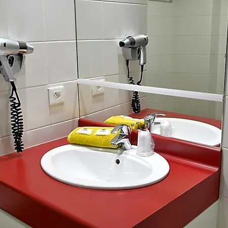 Hotel apartamentowy Appart-hotel & Golf Bassins A Flot 3*