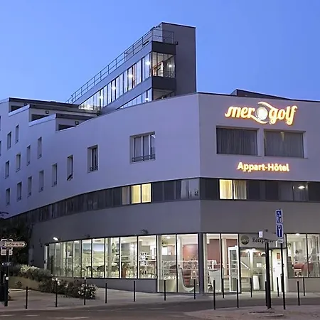 Appart-hotel & Golf Bassins A Flot Hotel apartamentowy Bordeaux