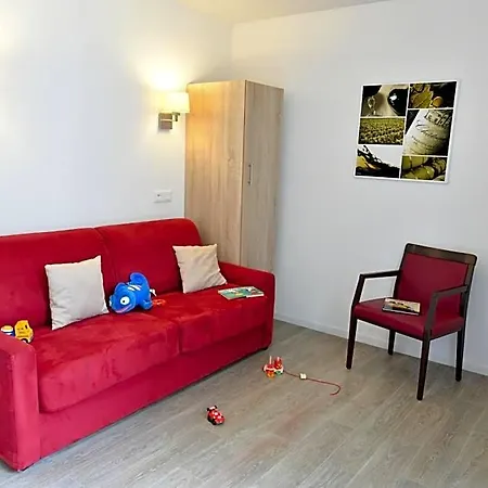 Hotel apartamentowy Appart-hotel & Golf Bassins A Flot 3*