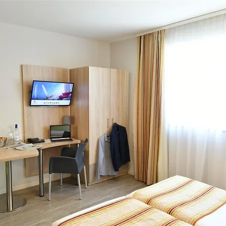 Hotel apartamentowy Appart-hotel & Golf Bassins A Flot 3*