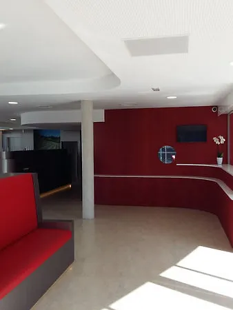 Appart-hotel & Golf Bassins A Flot 3* بوردو