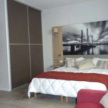 Appart-hotel & Golf Bassins A Flot Ξενοδοχείο με διαμερίσματα