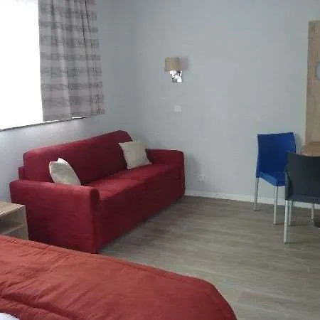 Appart-hotel & Golf Bassins A Flot 3*