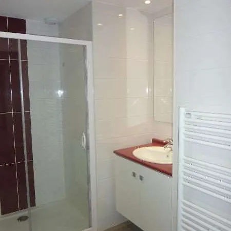 Appart-hotel & Golf Bassins A Flot