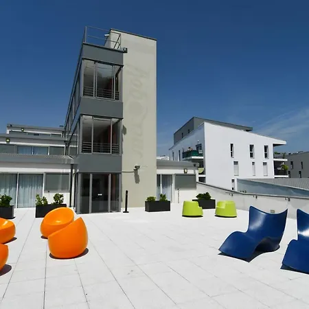Appart-hotel & Golf Bassins A Flot Aparthotel Bordeaux