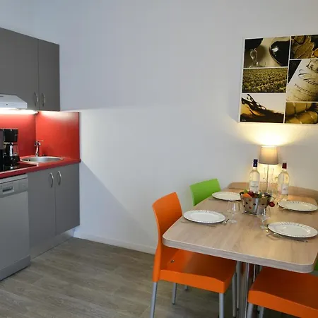 Aparthotel Appart-hotel & Golf Bassins A Flot