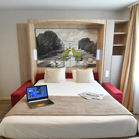 Appart-hotel & Golf Bassins A Flot Aparthotel Bordeaux