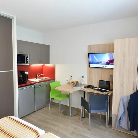 Aparthotel Appart-hotel & Golf Bassins A Flot
