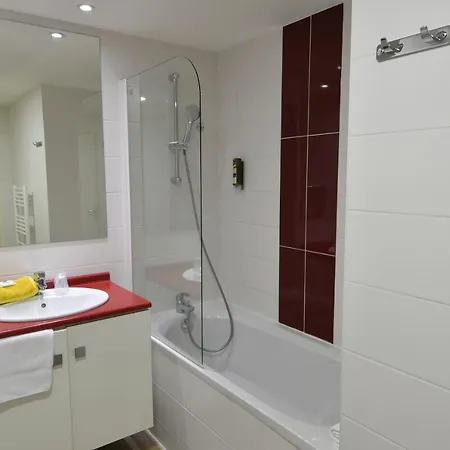 Aparthotel Appart-hotel & Golf Bassins A Flot