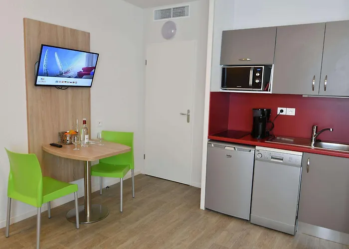 아파트호텔 Appart-hotel & Golf Bassins A Flot