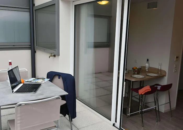 Appart-hotel & Golf Bassins A Flot 3* 보르도