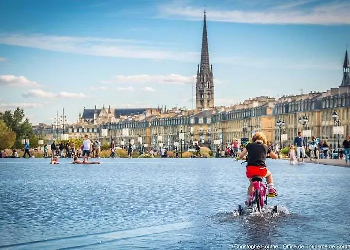 아파트호텔 Appart-hotel & Golf Bassins A Flot