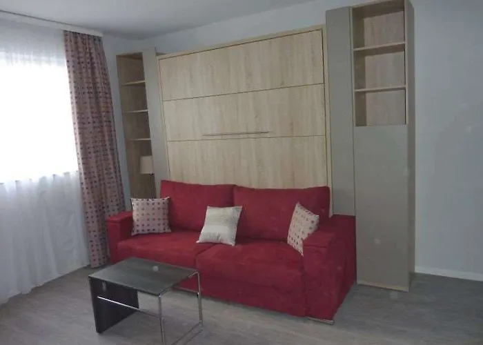 아파트호텔 Appart-hotel & Golf Bassins A Flot 3*