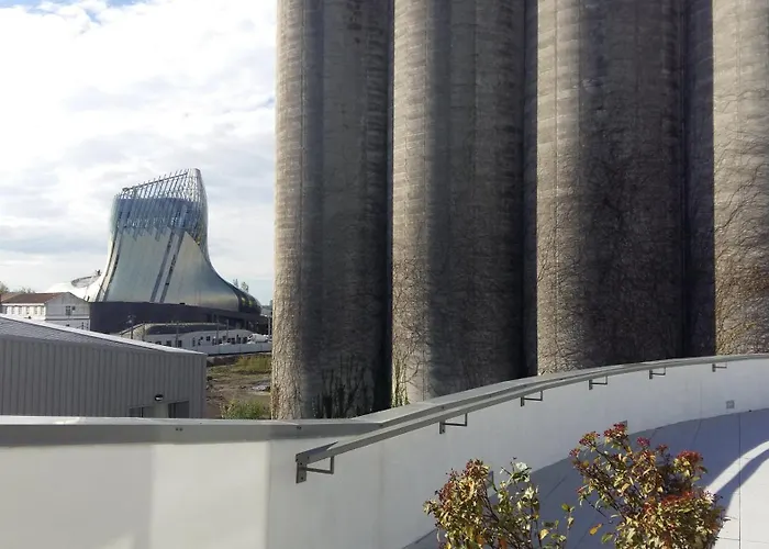 Appart-hotel & Golf Bassins A Flot 3*