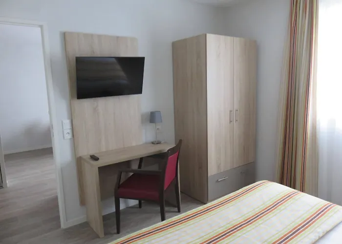 Appart-hotel & Golf Bassins A Flot 3* 보르도