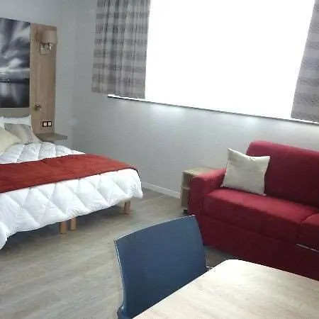 Lägenhetshotell Appart-hotel & Golf Bassins A Flot 3*
