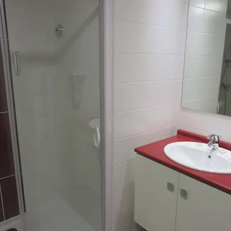 Appart-hotel & Golf Bassins A Flot Lägenhetshotell Bordeaux